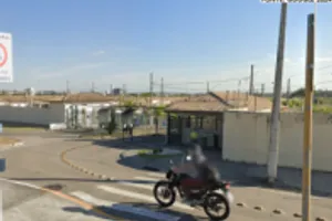 Casa no Bairro do Rio Abaixo ou Meia Lua (foto 2 de 6)