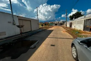Casa no Lot Setor dos Bandeirantes (foto 4 de 8)
