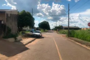 Casa no Setor Guaraná II (foto 4 de 7)