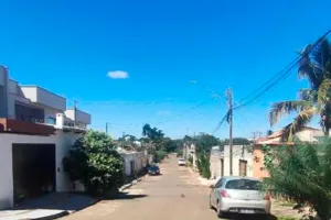 Casa no Loteamento Goiânia 2. (foto 5 de 5)