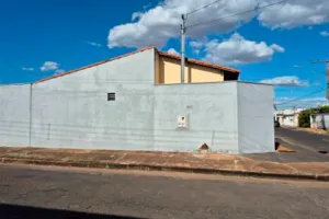 Casa no Cidade Jardim (foto 1 de 8)