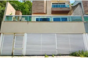 Casa no Jacarepaguá (foto 2 de 2)